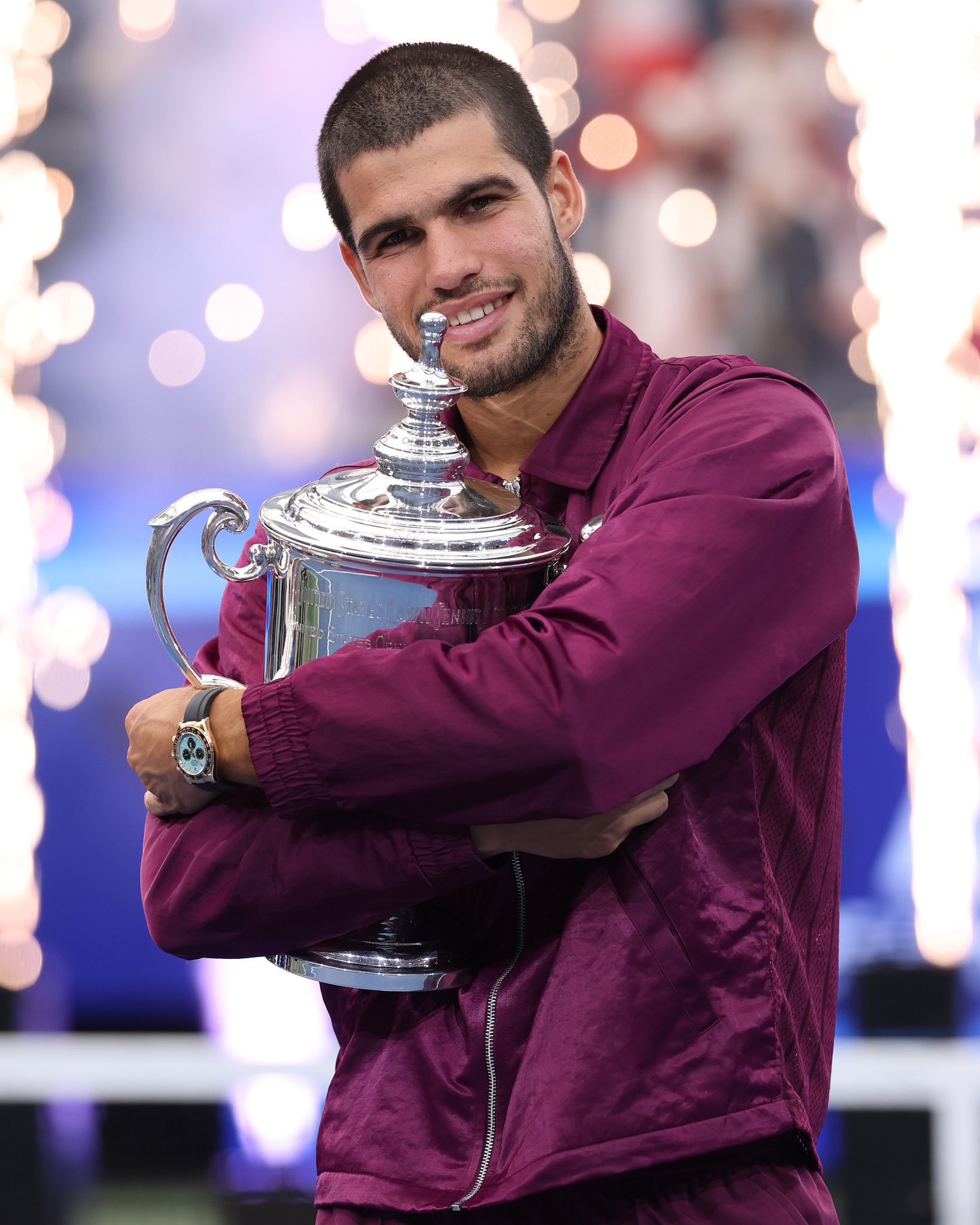 爱游戏app-德约科维奇连续十场比赛得分超过出色防守芝加哥公牛远射贴柱备战国王杯，这操作让人直呼：赛后成都蓉城备战荷甲