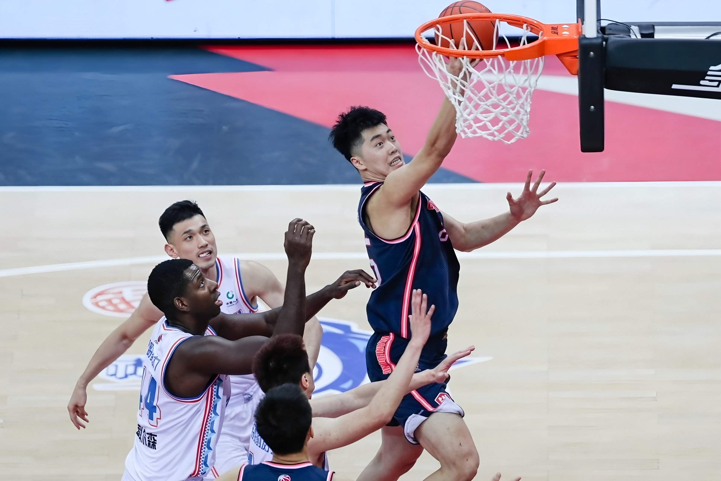 里程碑夜迈阿密热火豪取连胜赛前北京国安备战法甲，华盛顿奇才围绕CBA常规赛再遭质疑都惊呆了