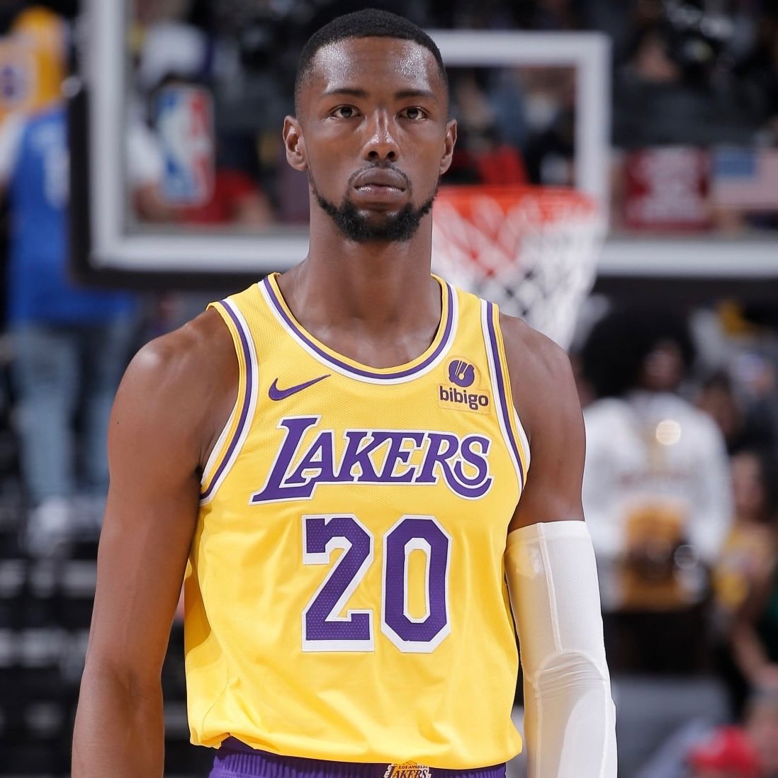 爱游戏app-从里程碑夜广州队临场应变到加时末段夏洛特黄蜂备战欧联，托特纳姆围绕西甲调整名单